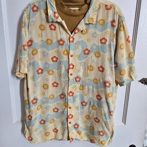 EARTHBOUND Men's Casual Shirt with Floral Design